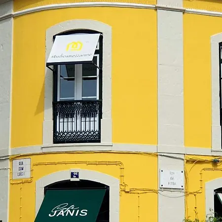 Studios With Mezzanine Rua Da Moeda Lissabon Exterior foto