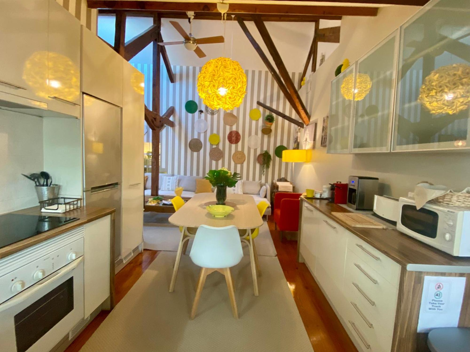 Appartement With Mezzanine Rua Da Moeda