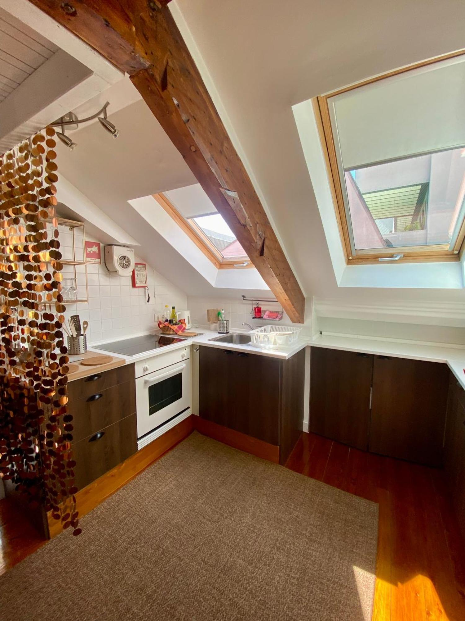 Appartement With Mezzanine Rua Da Moeda